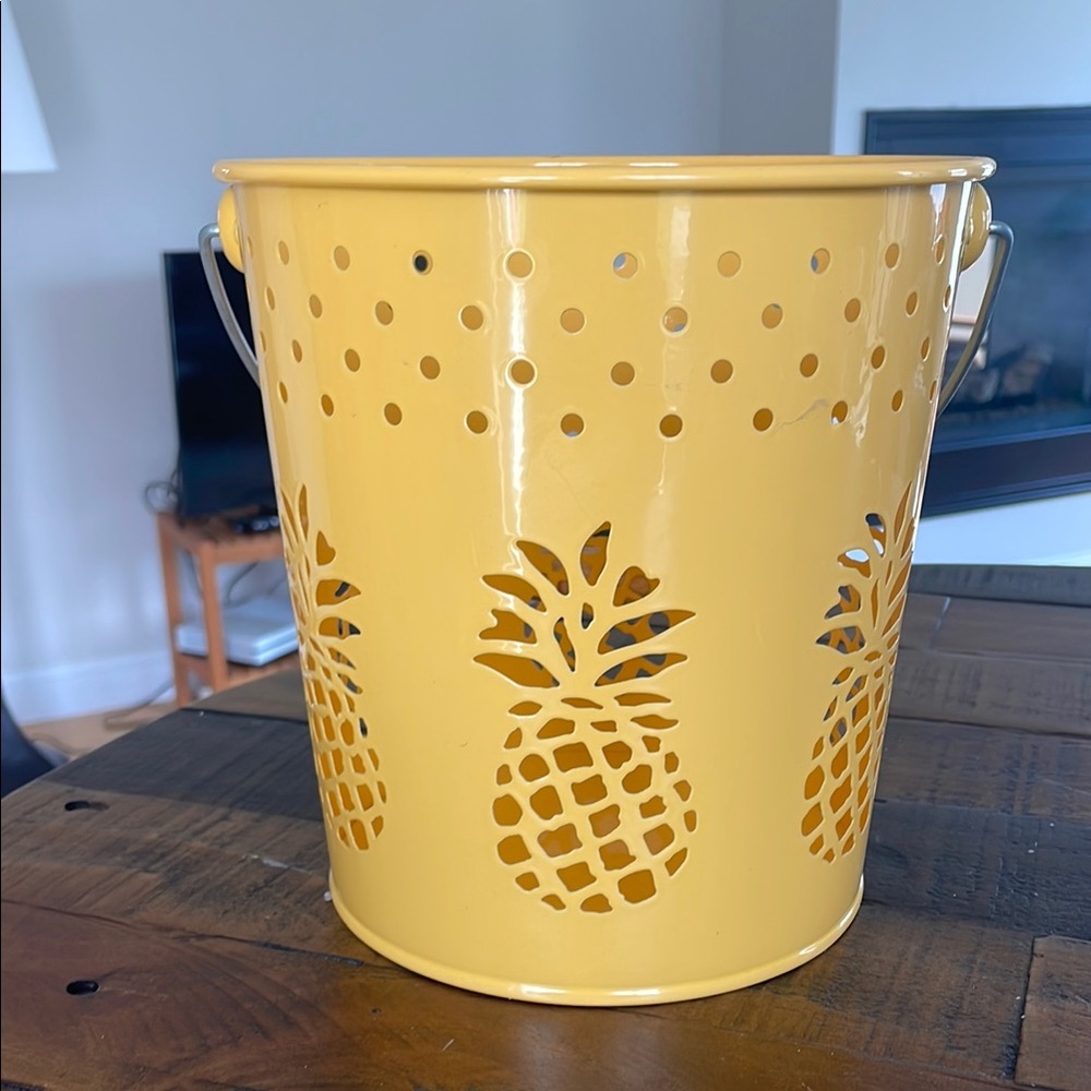 Yellow Pineapple Cutout Metal Bucket